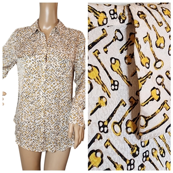 Chico's Keys Allover Print long-sleeve button down.  Viscose. Chico's 0 (size 4) - Picture 1 of 16